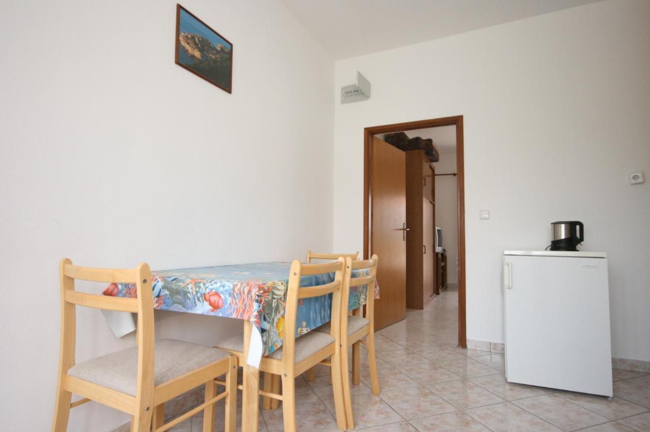 Apartments With A Parking Space Vodice - 6444 ภายนอก รูปภาพ